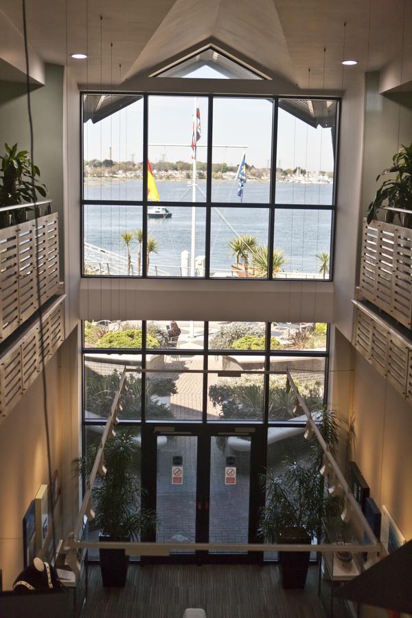Rnli College Ξενοδοχείο Poole Εξωτερικό φωτογραφία